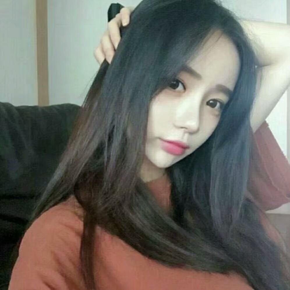 陆毅女儿的长腿太惊人，在上百人中一眼就能认出来